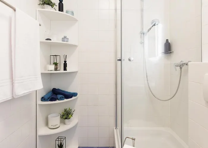Neu! Mit Klimaanlage, Nahe Hauptbahnhof Apartment *